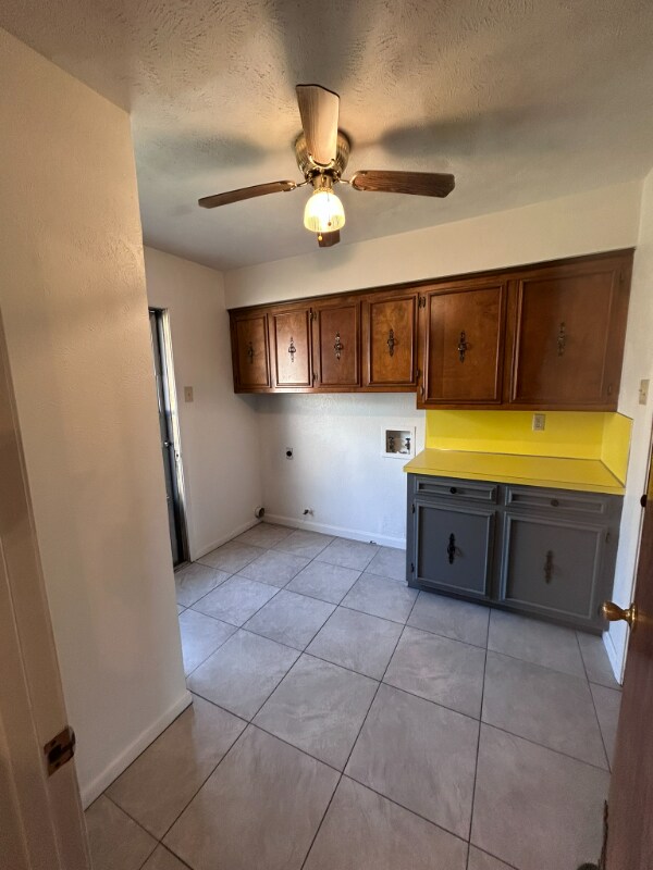 Building Photo - 902 Walnut St