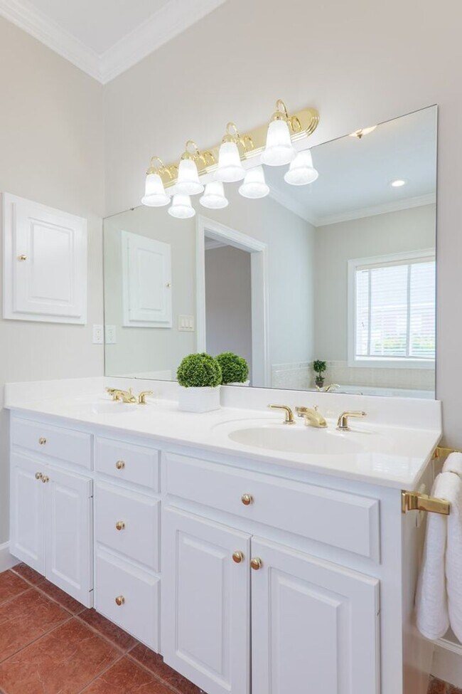 Building Photo - Gorgeous 4 bedroom in Arbor Run S/D
