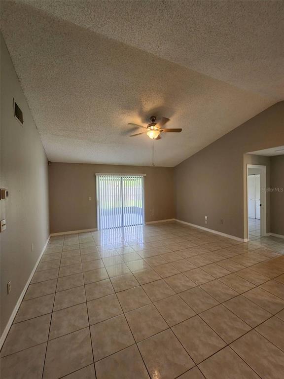 Building Photo - 607 Koala Ct