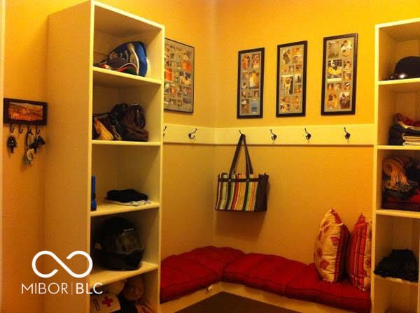 Building Photo - 235 3rd Ave NE