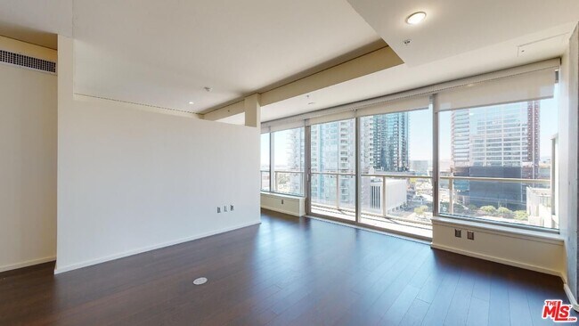 Building Photo - 1155 S Grand Ave