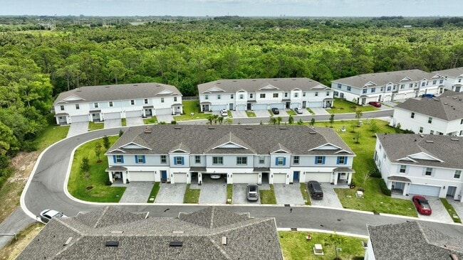 Building Photo - 601 Waters Edge Ln