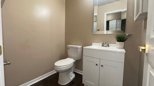Building Photo - ***Limited-Time Leasing Offer***Beautiful 3/2.5 Townhome For Rent In Coopersmith