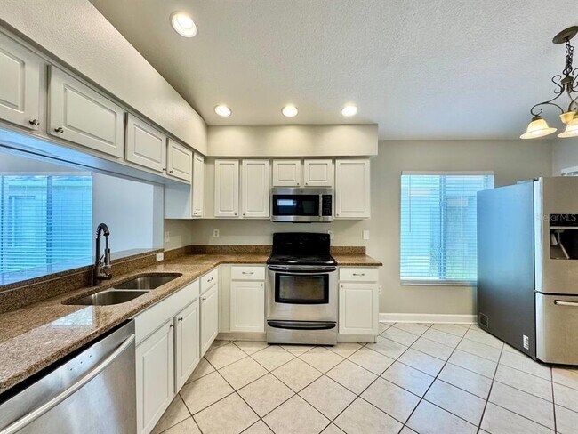 Building Photo - 18112 Canal Pointe St