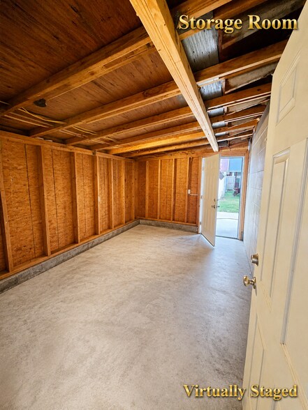 Building Photo - 3003 Ave G