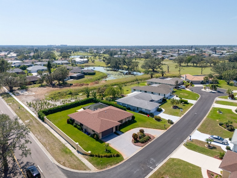 Building Photo - 1008 Pine Forest Ct