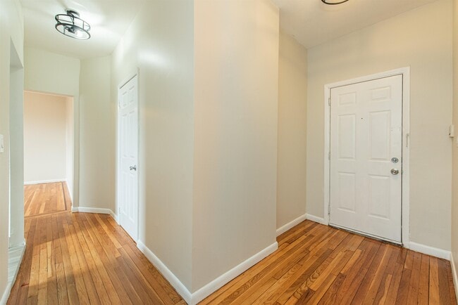 Building Photo - 7111 Palisade Ave