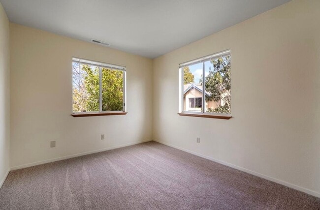 Building Photo - 2436 Paul Minnie Ave