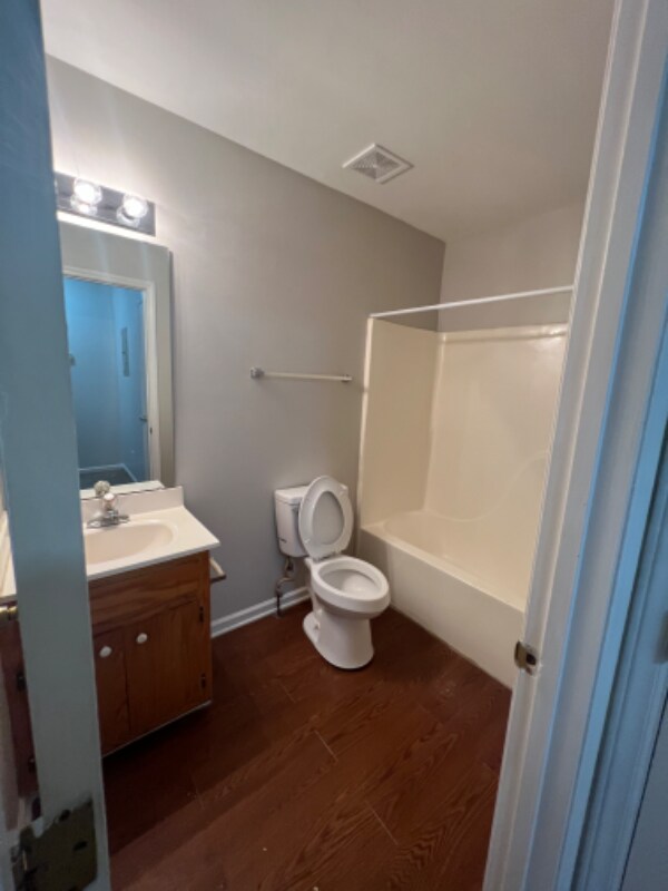 Building Photo - 317 Caswell St