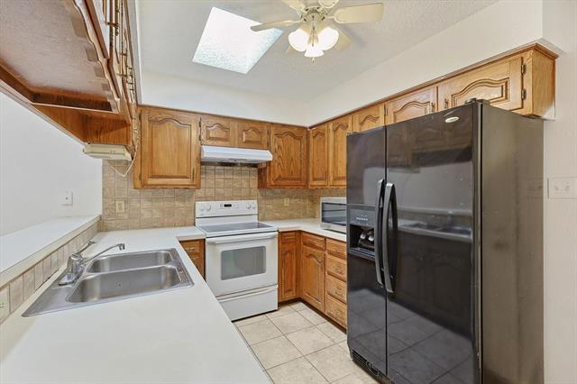 Building Photo - 5137 Shoregate Dr