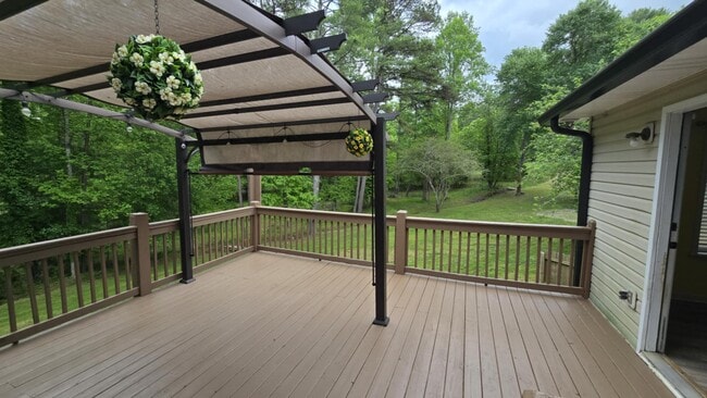 Building Photo - 22 Smokey Creek Cove