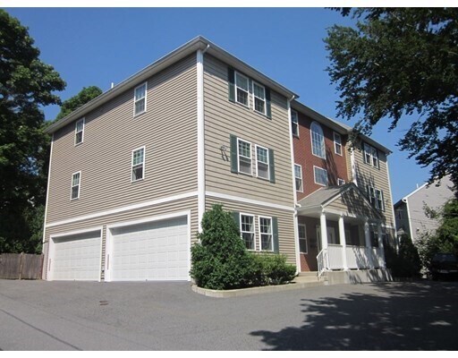 Building Photo - 415 Willard St