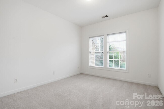 Building Photo - 1425 Bristol Pl Ct