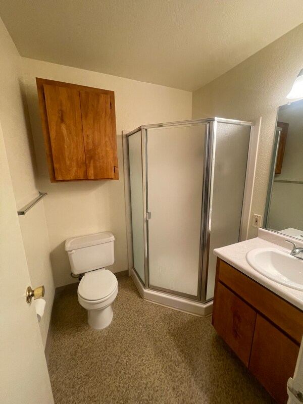 Building Photo - 132 Frisbie St