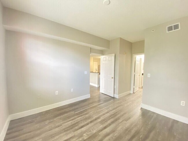 Building Photo - 10831 Windsor Walk Dr