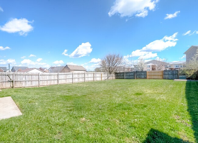 Building Photo - 2481 Crescenzio Way
