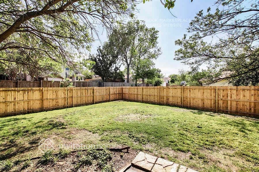 Building Photo - 1716 Delaford Pl