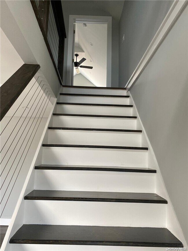 Building Photo - 122 E Fulton St