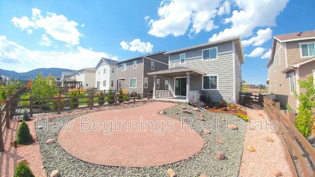 Building Photo - 16487 Mountain Flax Dr