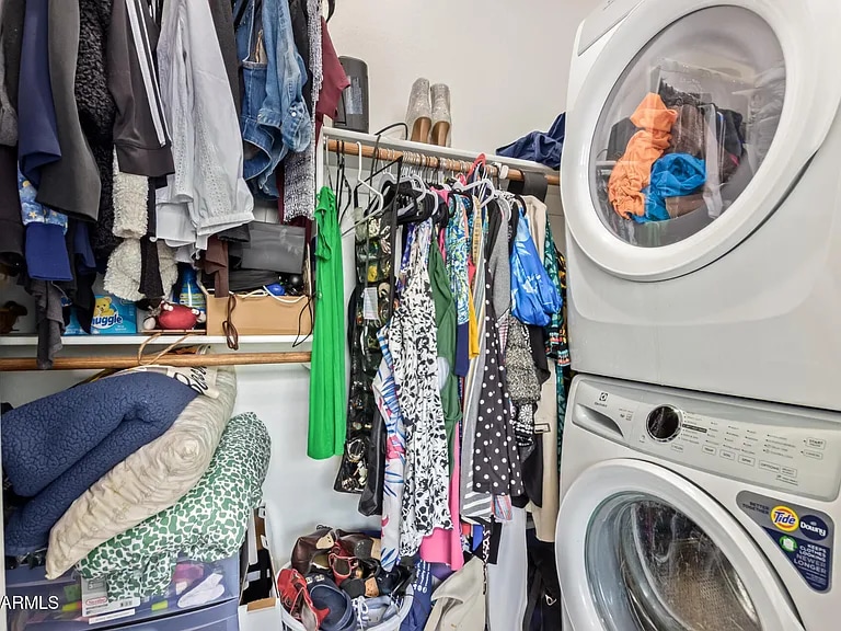 Building Photo - 3912 W Summerside Rd