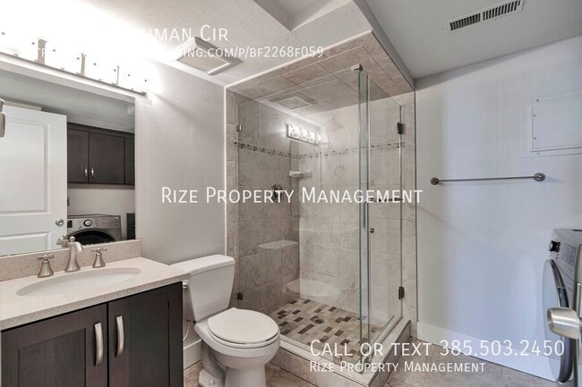 Building Photo - 7620 Coachman Cir