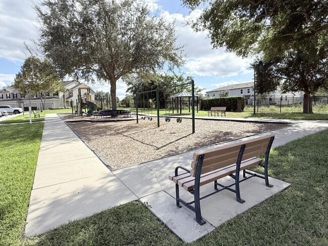 Building Photo - 1888 Compass Flower Way