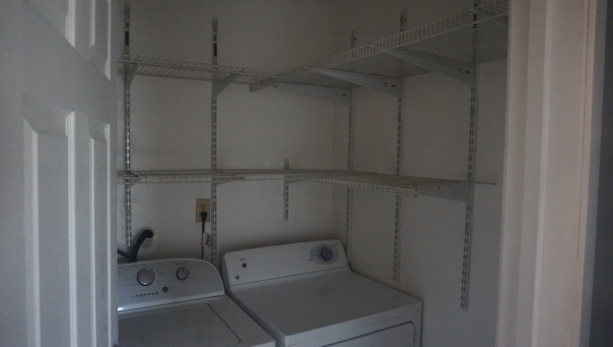 Laundry storage - 4400 S Quebec St