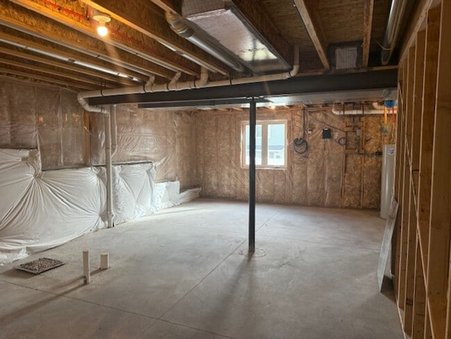 Building Photo - Fully Upgraded Executive Home For Lease