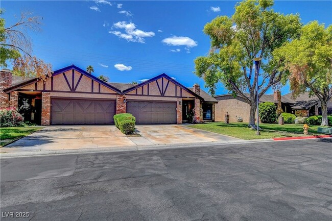 Building Photo - 612 Buttonwood Ln