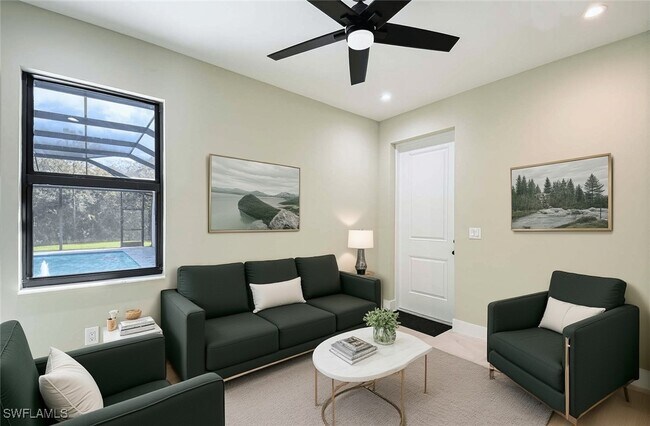 Building Photo - 219 33rd Ave NW