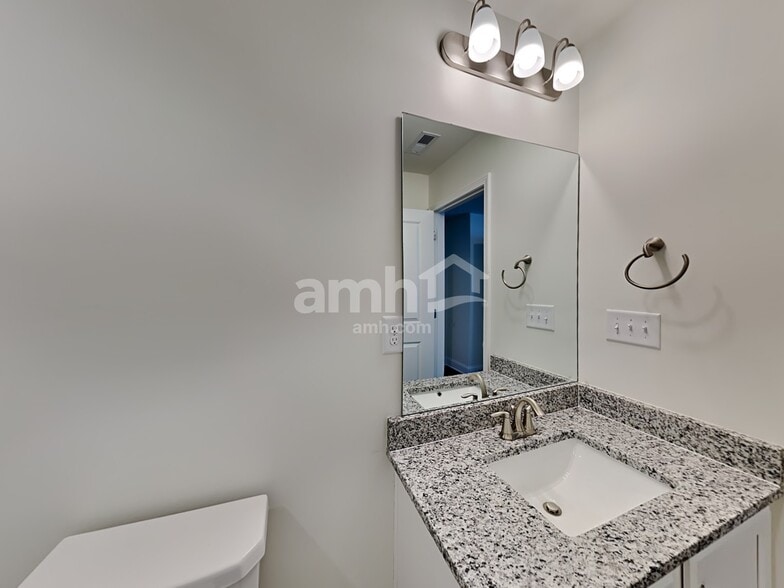 Building Photo - 2008 Beaver Farm Ln