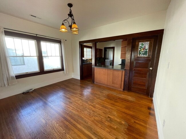 Building Photo - 4857 Kansas St