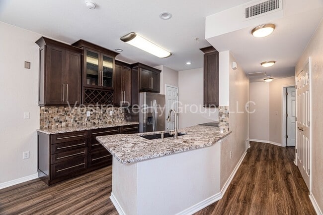 Building Photo - 9335 Amison Cir
