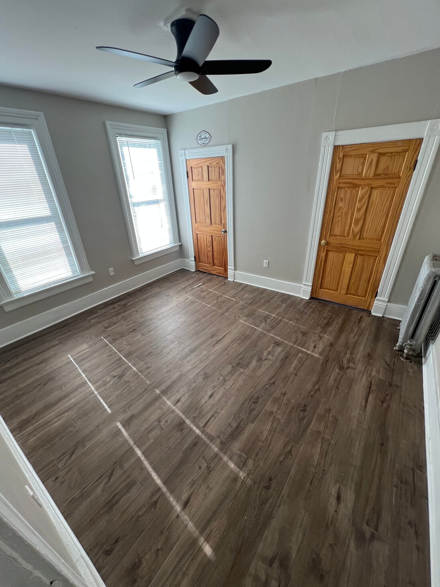 Building Photo - 571 Jefferson St