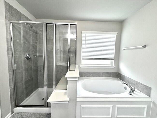 Building Photo - 9850 Copper Ranch Trail