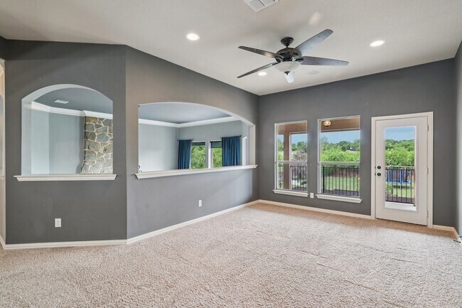 Building Photo - 920 Norma Ln