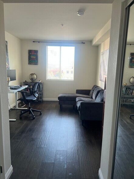 Building Photo - 3740 Santa Rosalia Dr