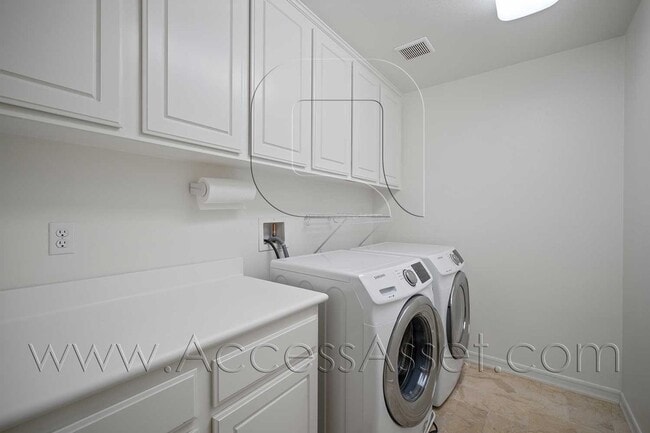 Building Photo - Spacious Temecula Condo in Harveston | 3 Beds, 3 Baths, Attached Garage