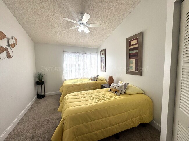 Building Photo - 2544 Woodgate Blvd