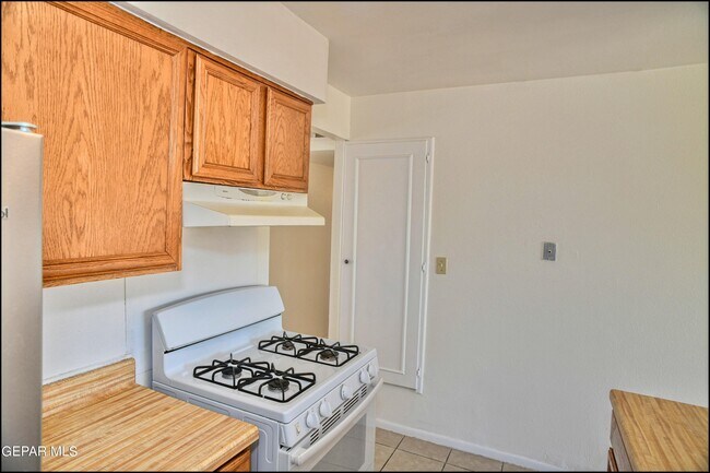 Building Photo - 10809 Jadestone St