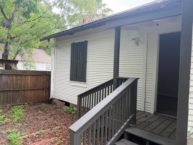 Building Photo - 330 Gordy Rd