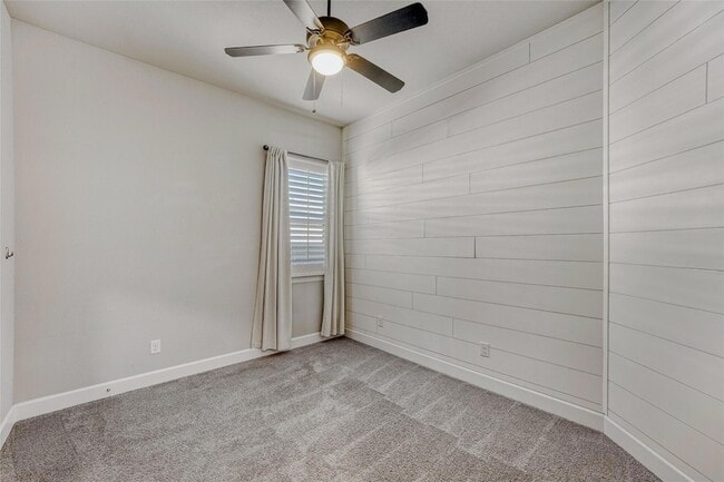 Building Photo - 112 Lockhart Lp