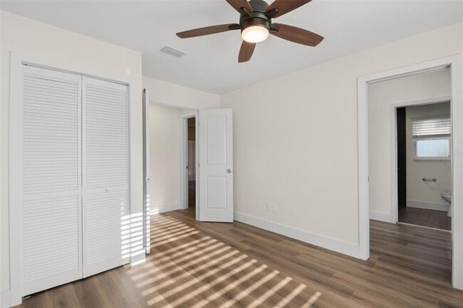 Building Photo - 3145 Sandy Ridge Dr