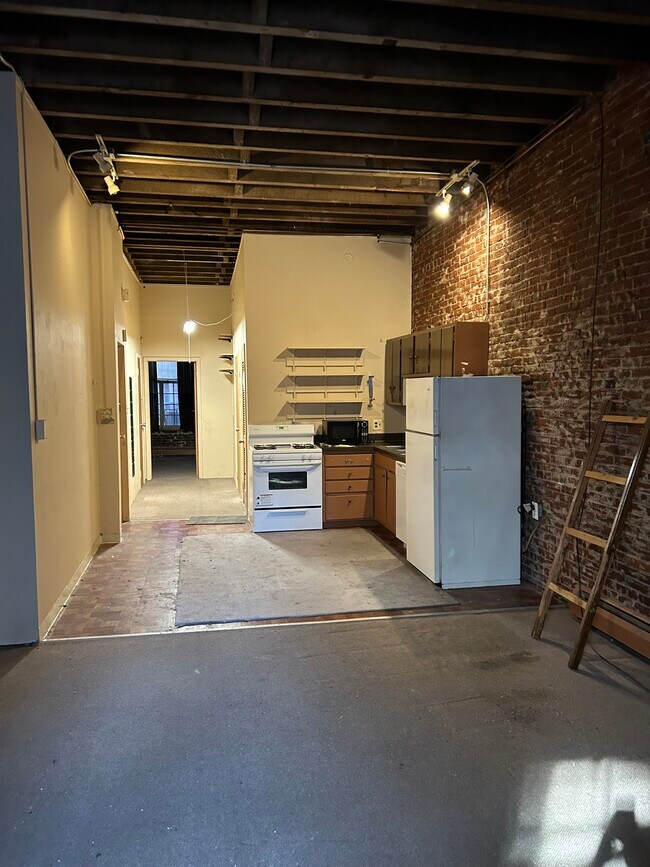 28 S Strawberry St 28 S Strawberry St Philadelphia PA 19106