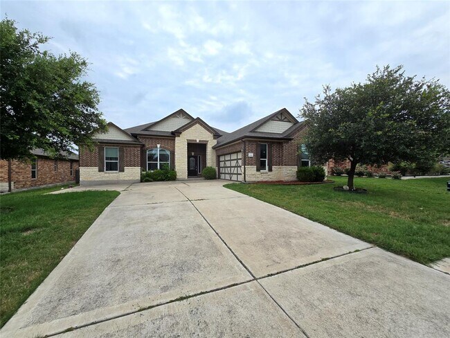Building Photo - 18508 Pencil Cactus Dr
