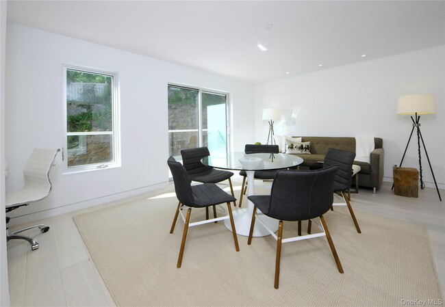 Building Photo - 105 Delancey Ave