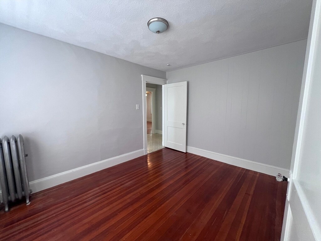 Building Photo - 213 Forest St