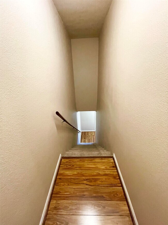 Building Photo - 9303 Hammerly Blvd