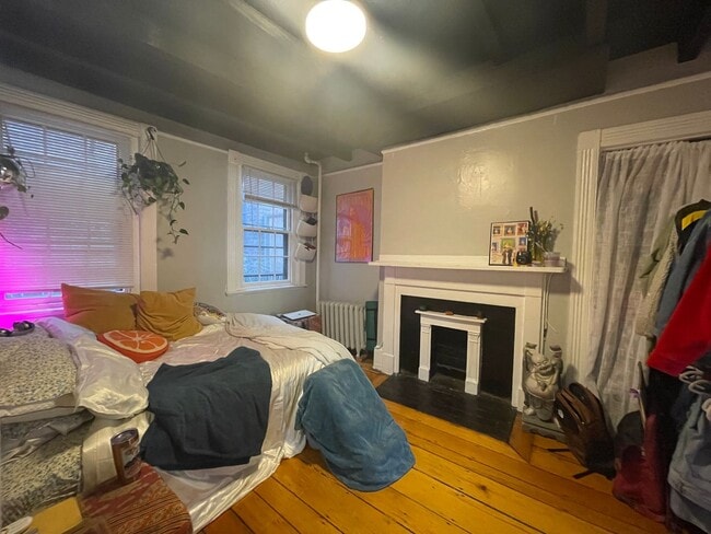 Building Photo - Charming 1-Bedroom in Beacon Hill