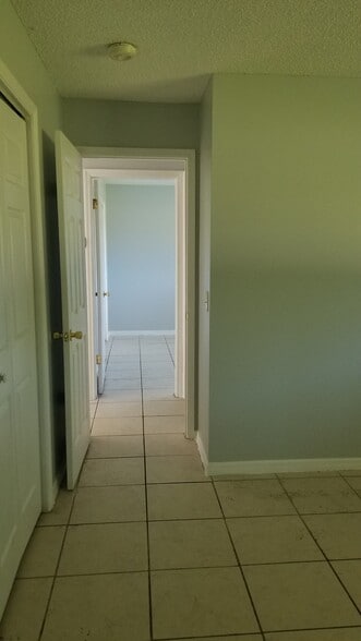Building Photo - 7949 Pinehurst Dr